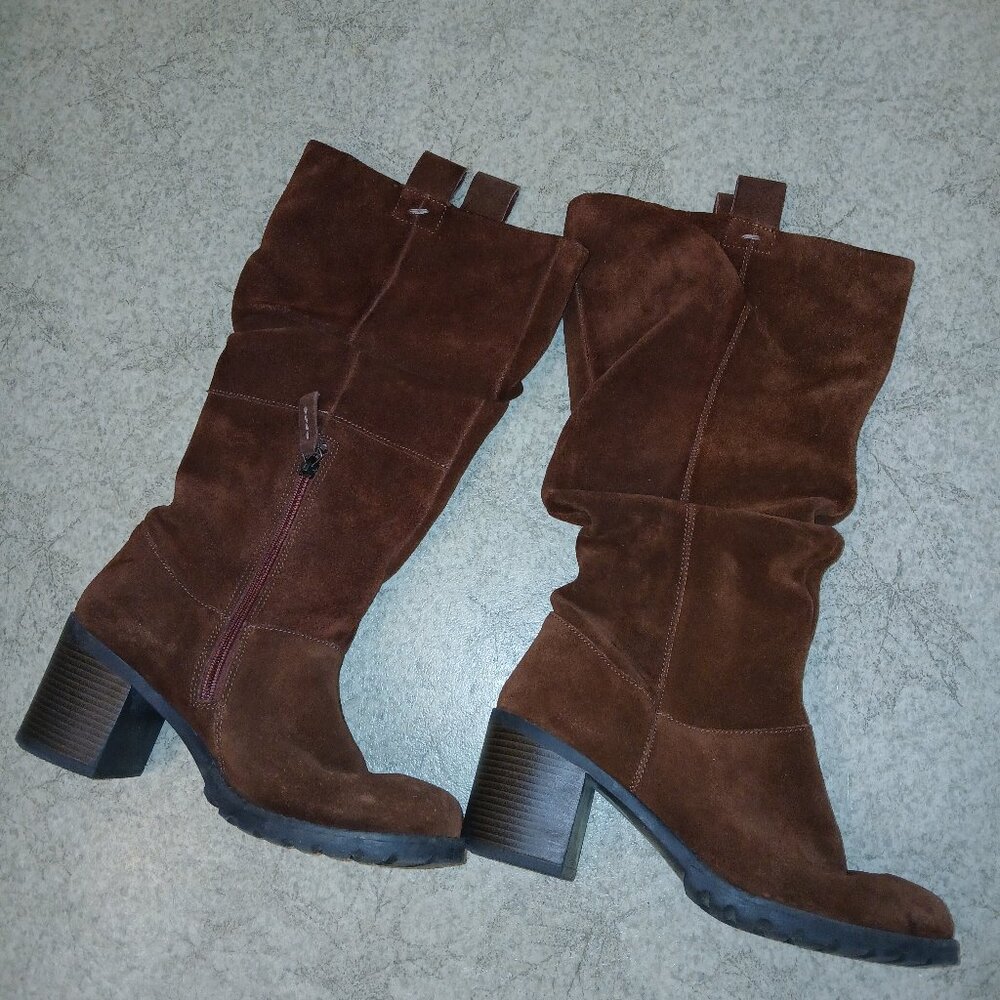 CLARKS Women's Clarkwell Rise British Tan Suede Slouchy Boots sz 8.5